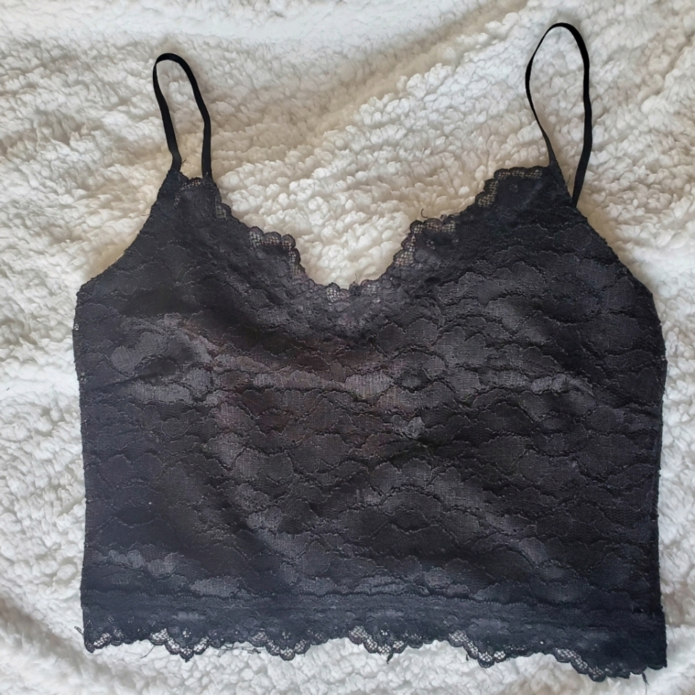 LACE CROP TANK 🖤 |